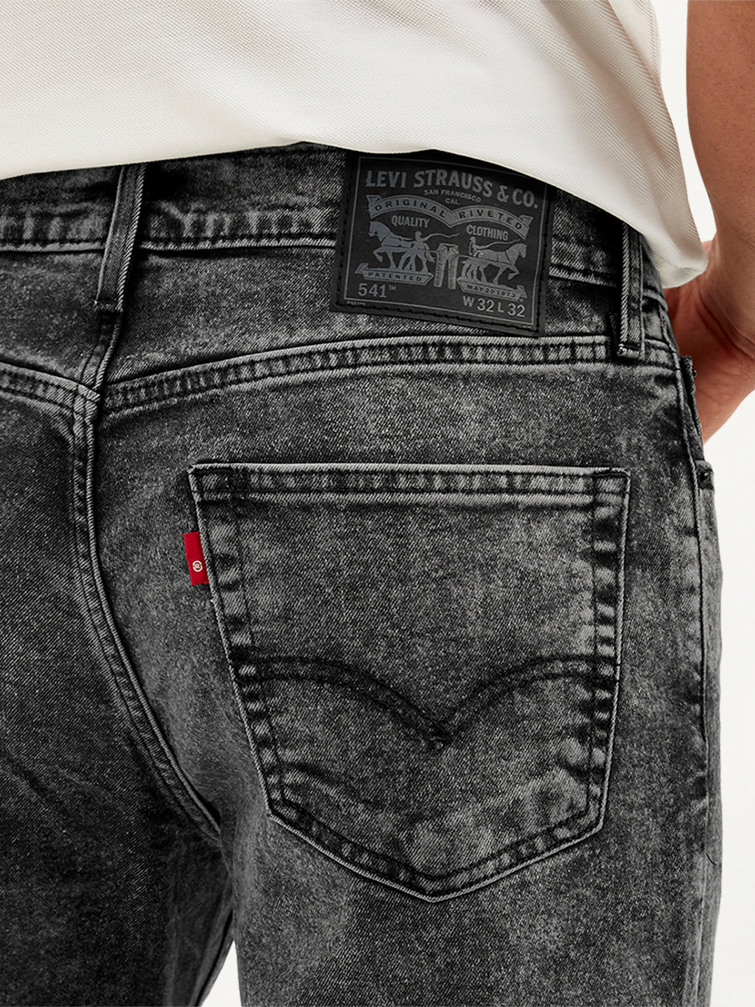Levis - Men's 541 Grey Athletic Tapered Fit Mid Rise Jeans