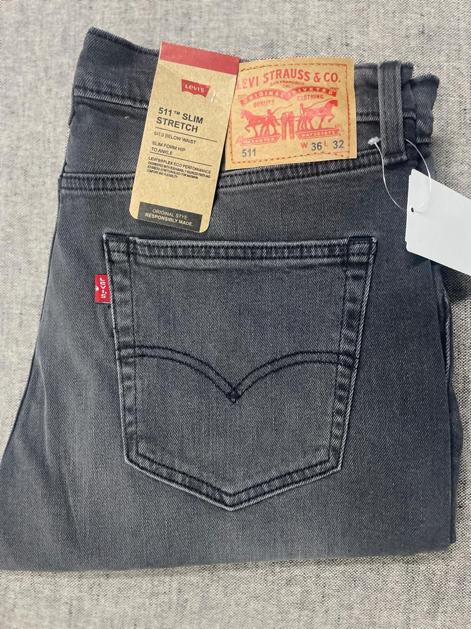 Levis - Men's 511 Slim Fit Mid Rise Jeans - Length 32