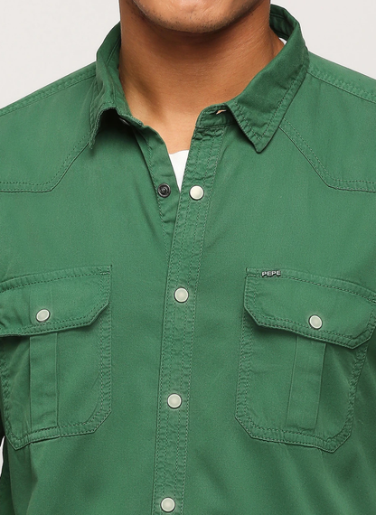 Pepe Jeans - Men Regular Fit Solid Spread Collar Casual Shirt