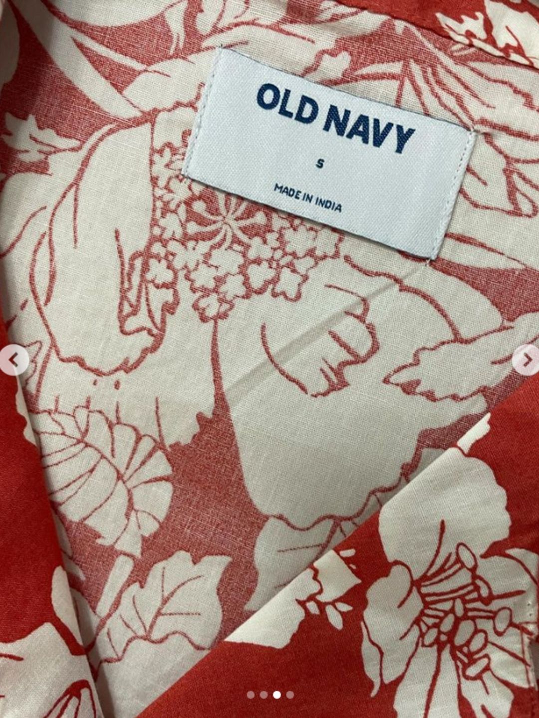 Old Navy - Cuban Collor shirt - Red