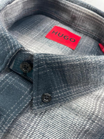 HUGO  - Straight Fit Shirt