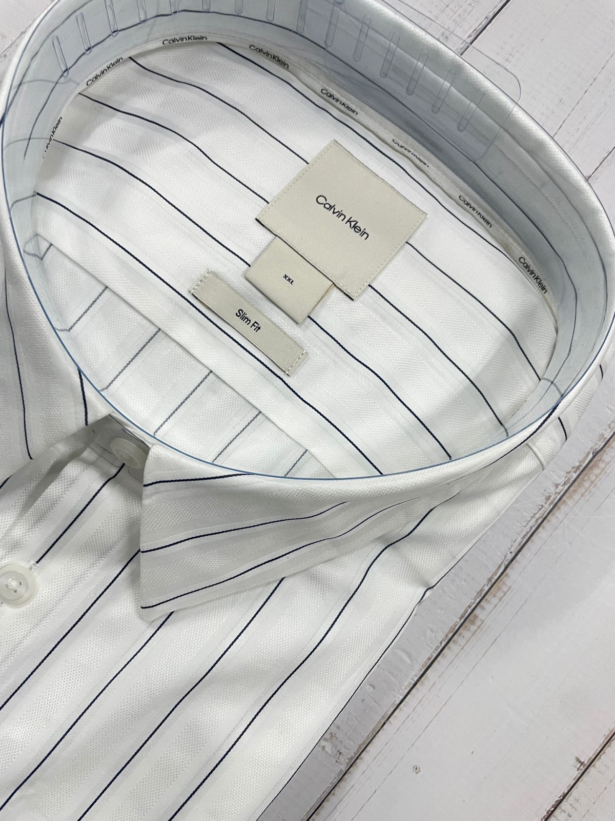 Calvin Klein - Full sleeve Slim fit shirt