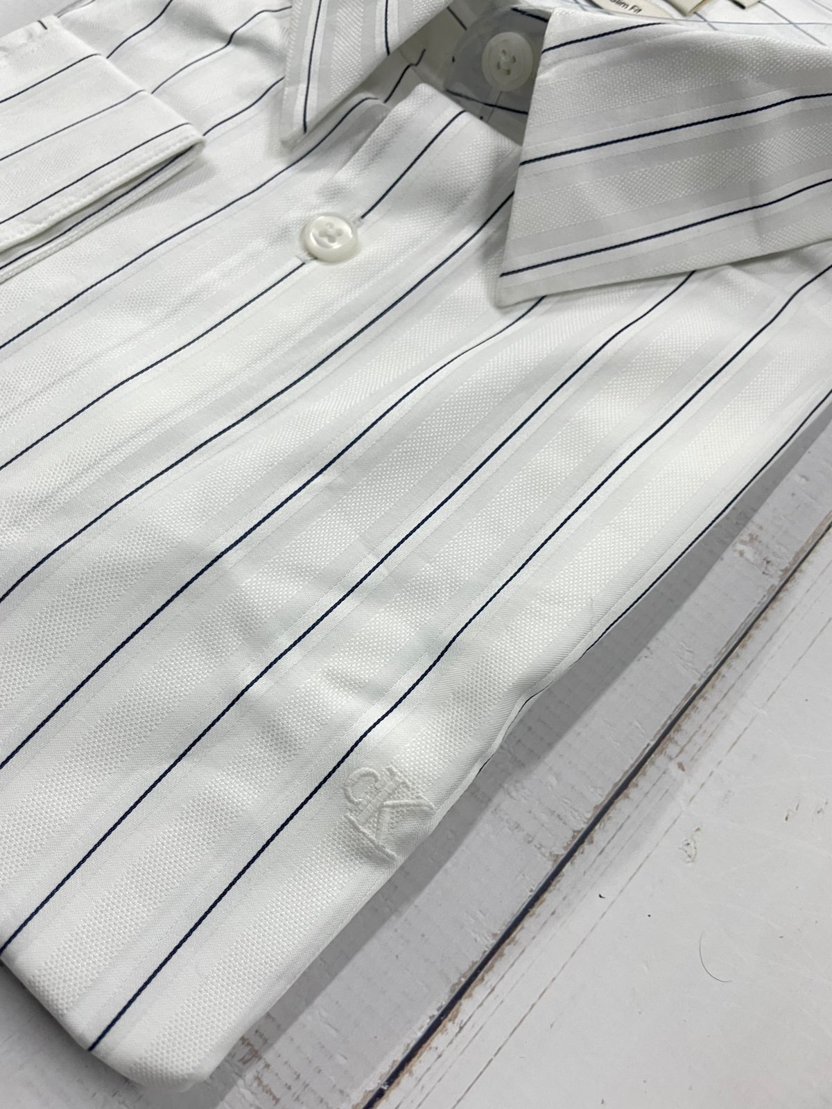 Calvin Klein - Full sleeve Slim fit shirt