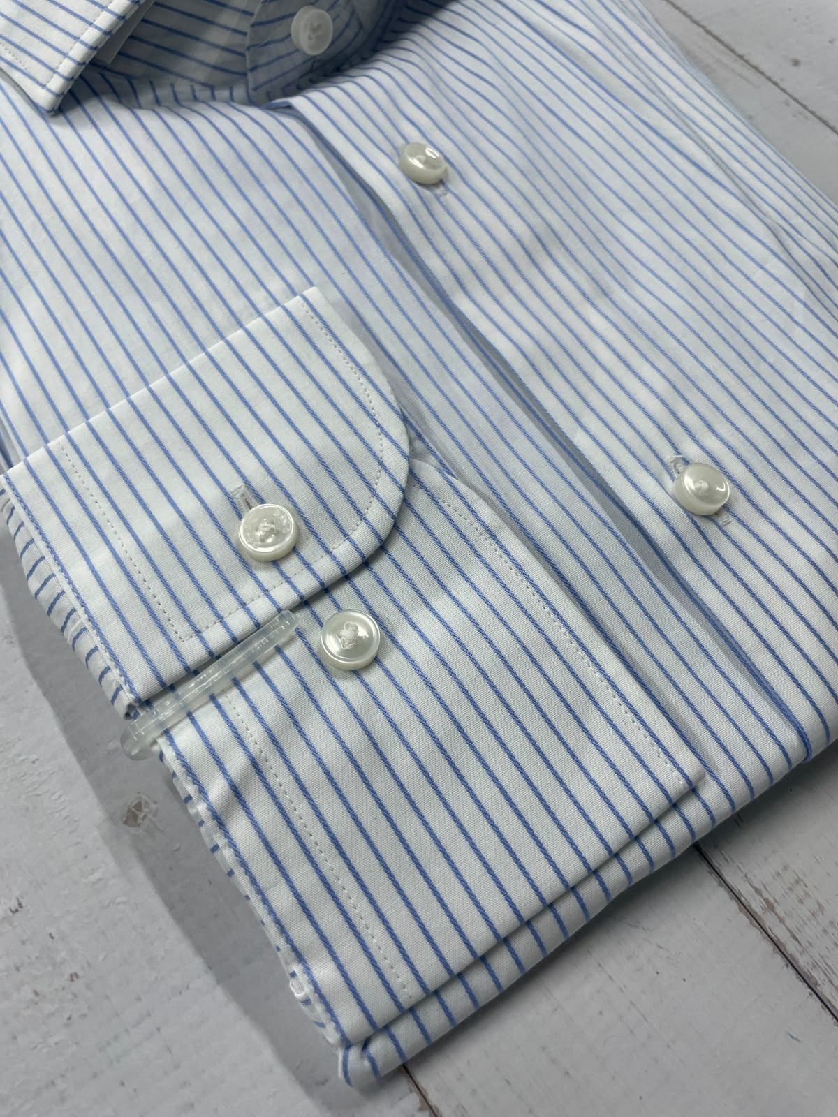 BOSS - Full sleeved SLIM fit shirt - easy iron