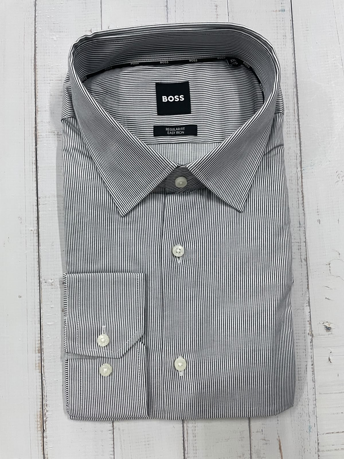 BOSS - Full sleeved regular fit shirt - easy iron