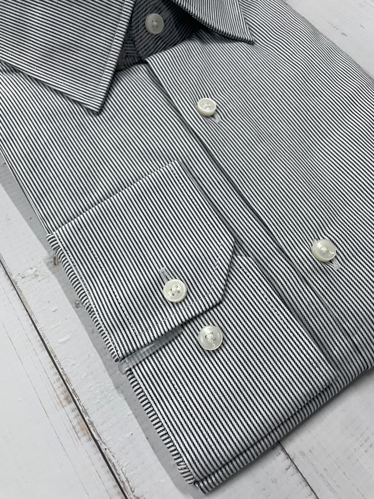 BOSS - Full sleeved regular fit shirt - easy iron