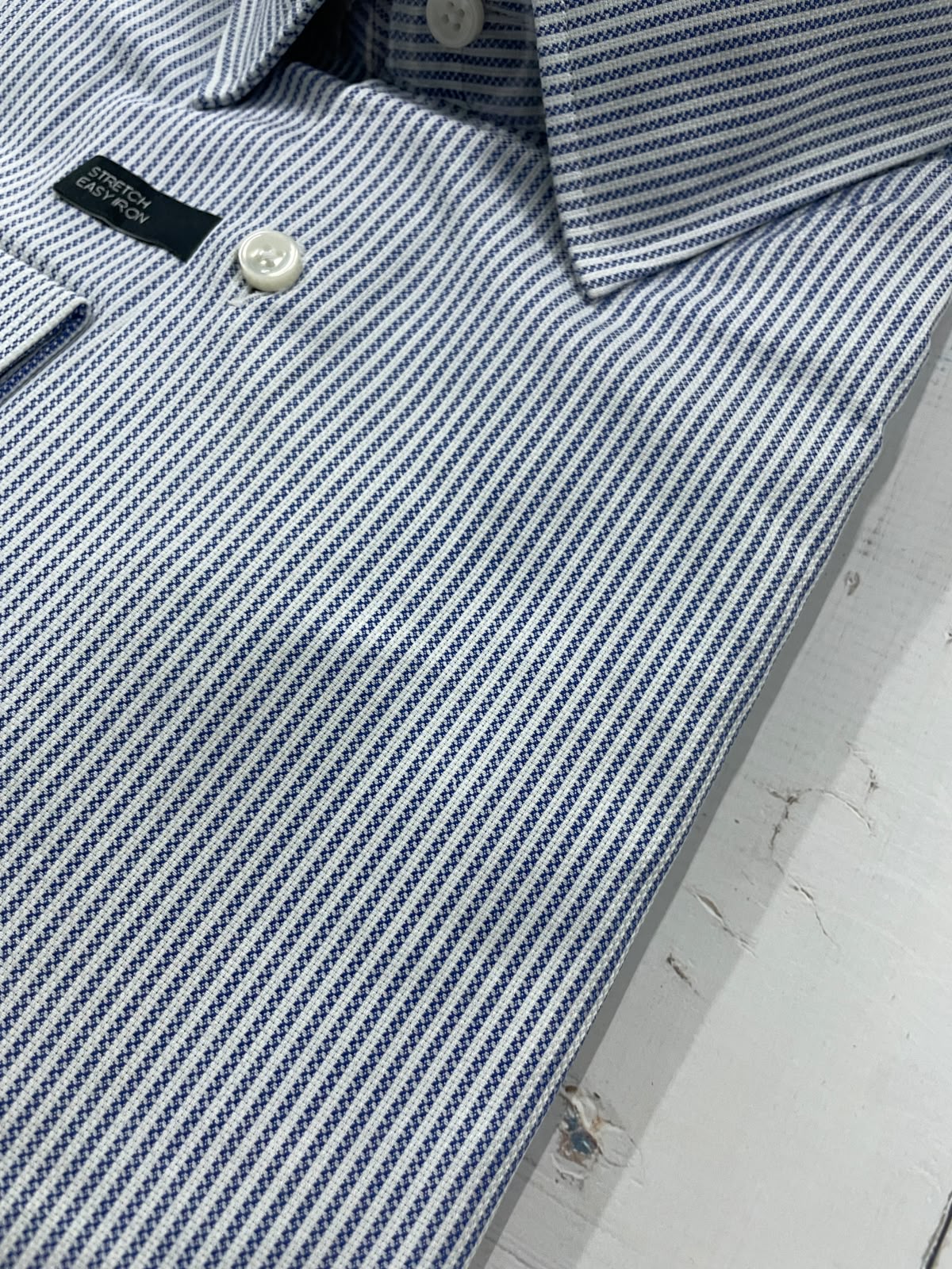 BOSS - Full sleeved regular fit shirt - easy iron
