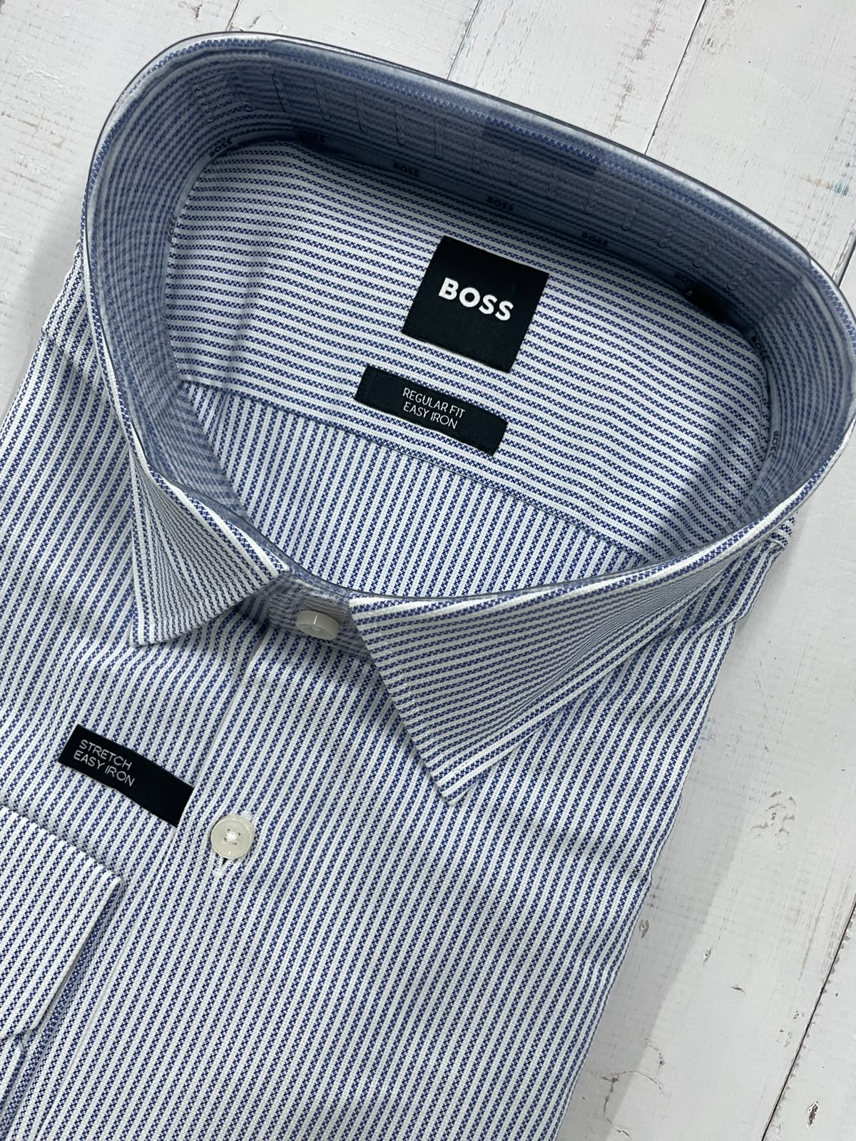 BOSS - Full sleeved regular fit shirt - easy iron