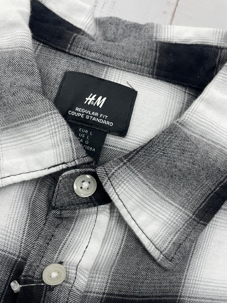 H&M - Relaxed Fit Flannel shirt